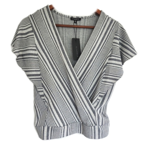 Dynamite Tops - NWT Short sleeve blouse
